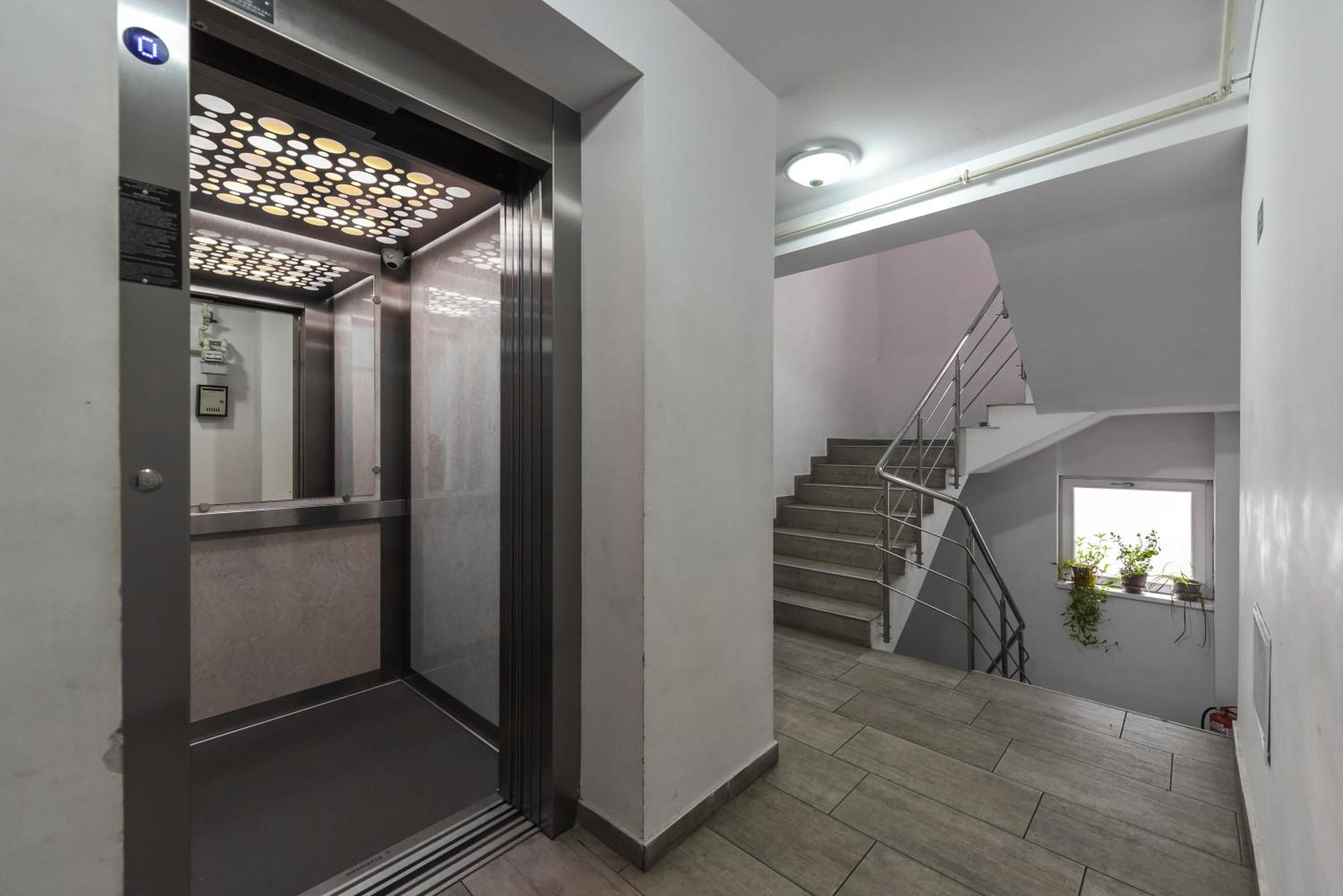 Bucharest Central Apartments - Shabbat Friendly Экстерьер фото
